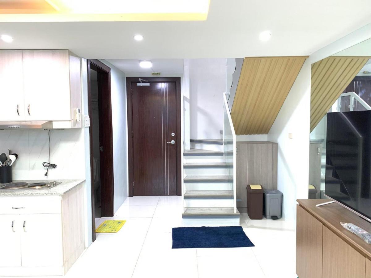 2 Bedroom Condo Unit With City And Mountain View Cebu Kültér fotó