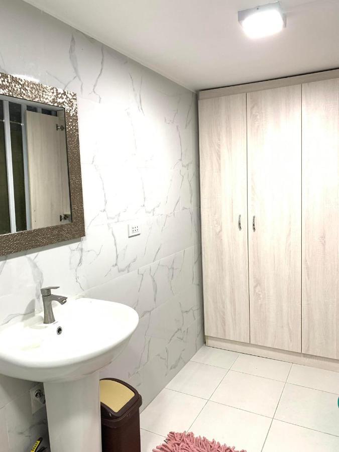 2 Bedroom Condo Unit With City And Mountain View Cebu Kültér fotó