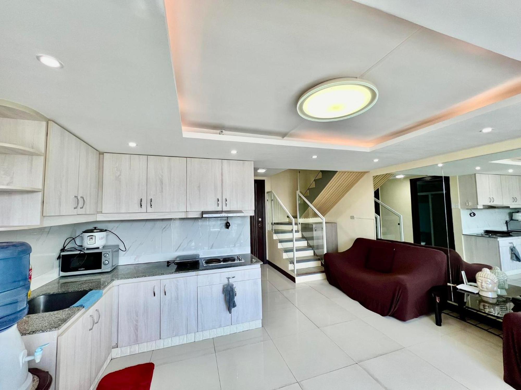2 Bedroom Condo Unit With City And Mountain View Cebu Kültér fotó