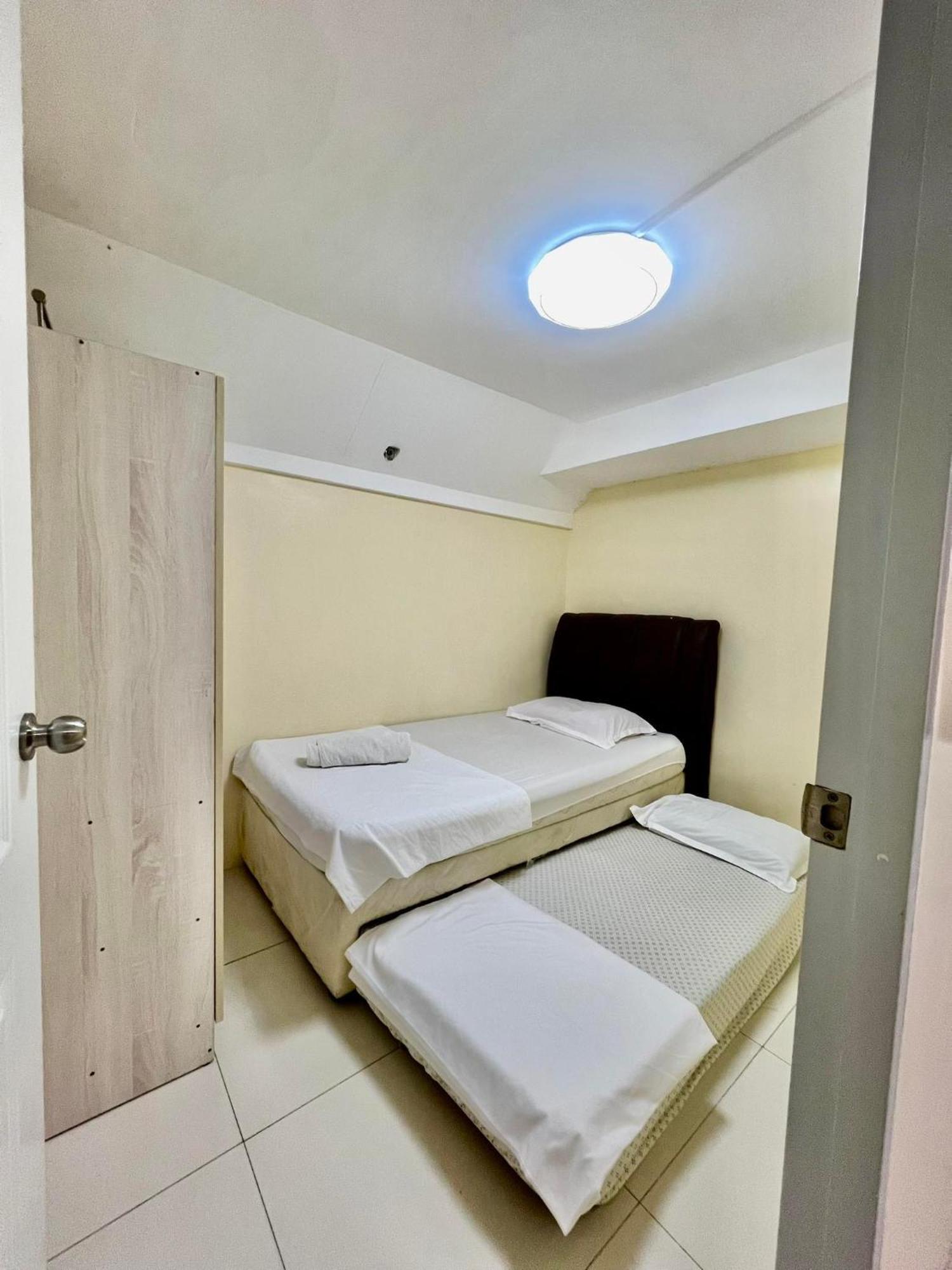 2 Bedroom Condo Unit With City And Mountain View Cebu Kültér fotó