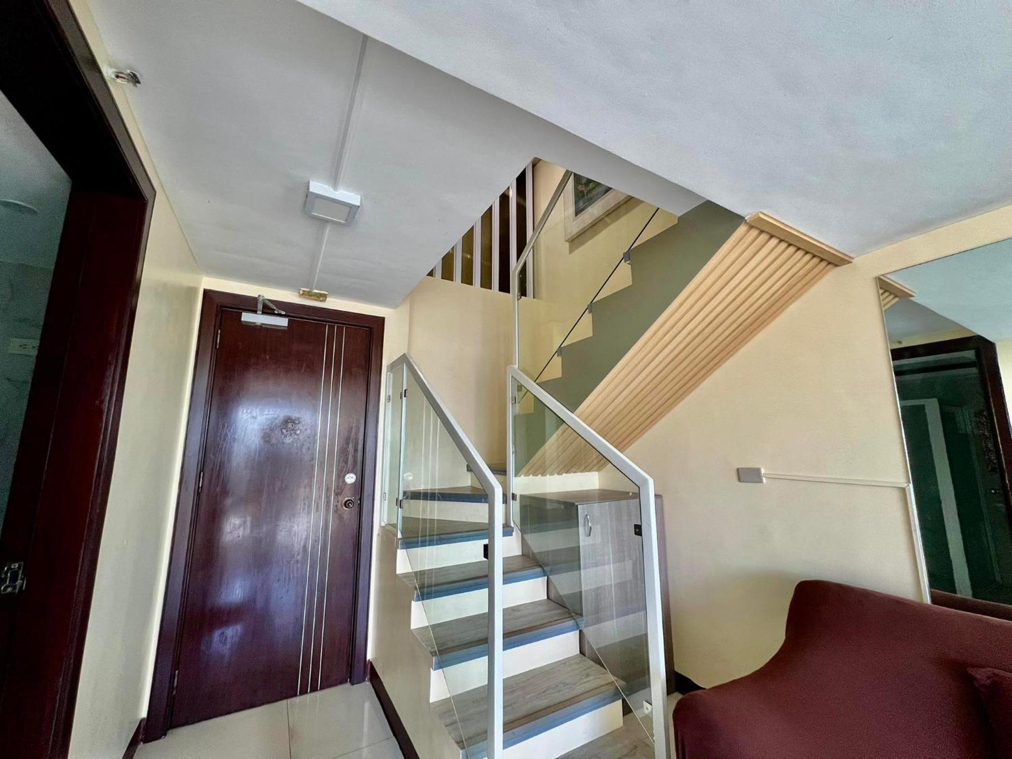 2 Bedroom Condo Unit With City And Mountain View Cebu Kültér fotó